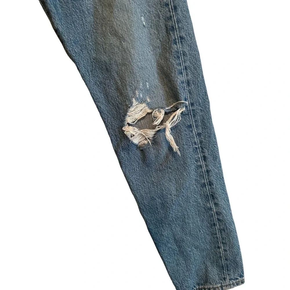 Levi’s  Distressed Wedgie Jeans - Picture 2 of 7
